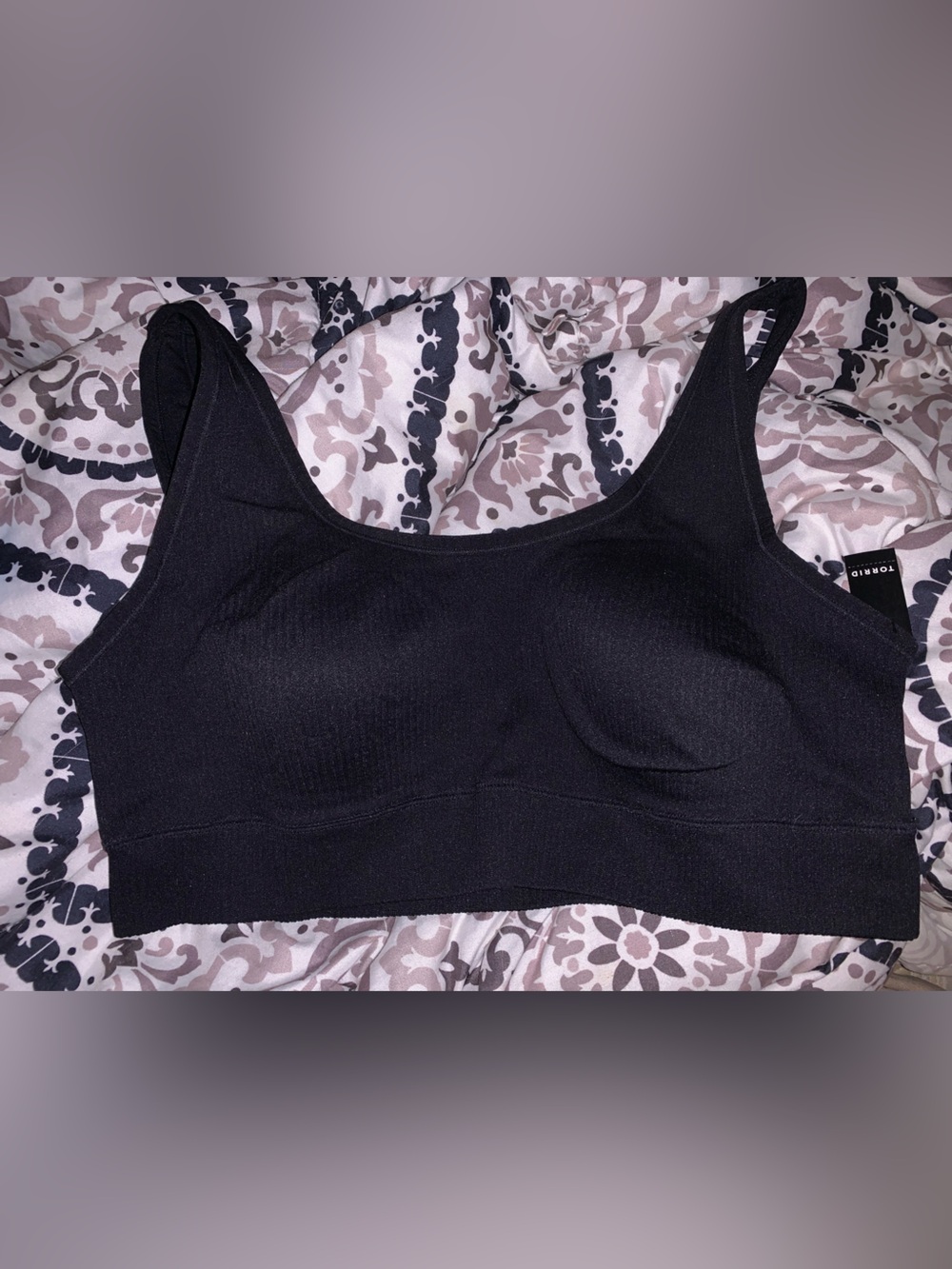 TORRID Black Ribbed Seamless Scoop Neck Sports Bra NWT 3
